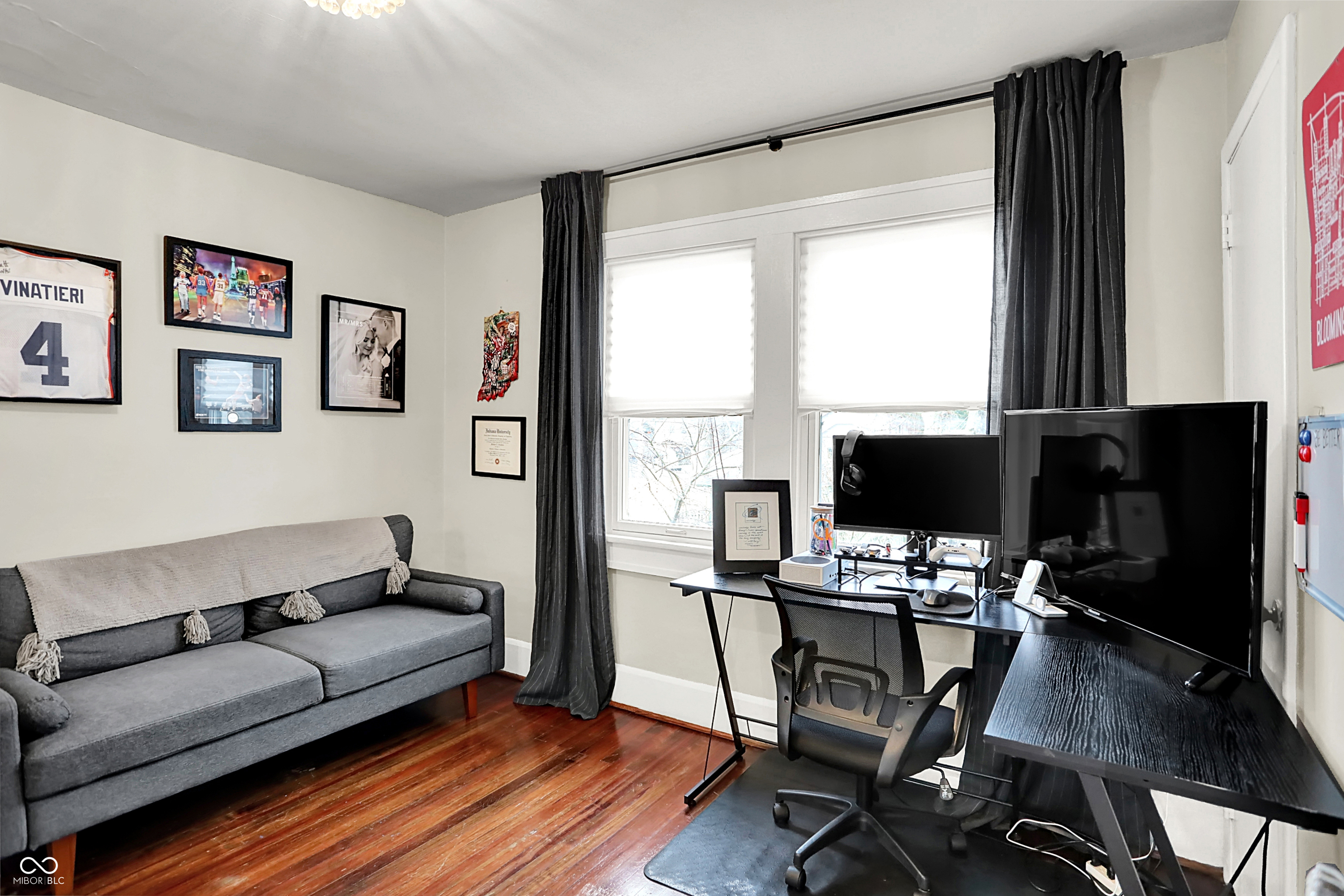 Indianapolis, Indiana, 46205, United States, 3 Bedrooms Bedrooms, ,2 BathroomsBathrooms,Residential,For Sale,2005360