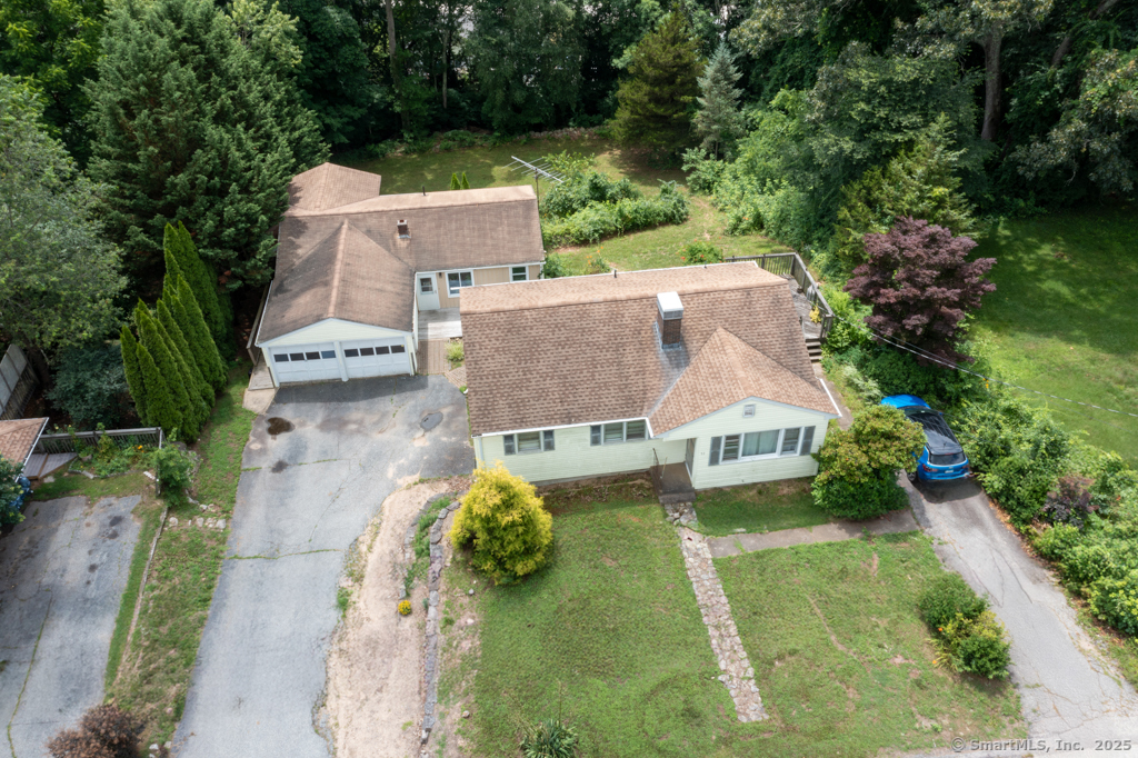 Montville, Connecticut, 06382, United States, 5 Bedrooms Bedrooms, ,3 BathroomsBathrooms,Residential,For Sale,1895951