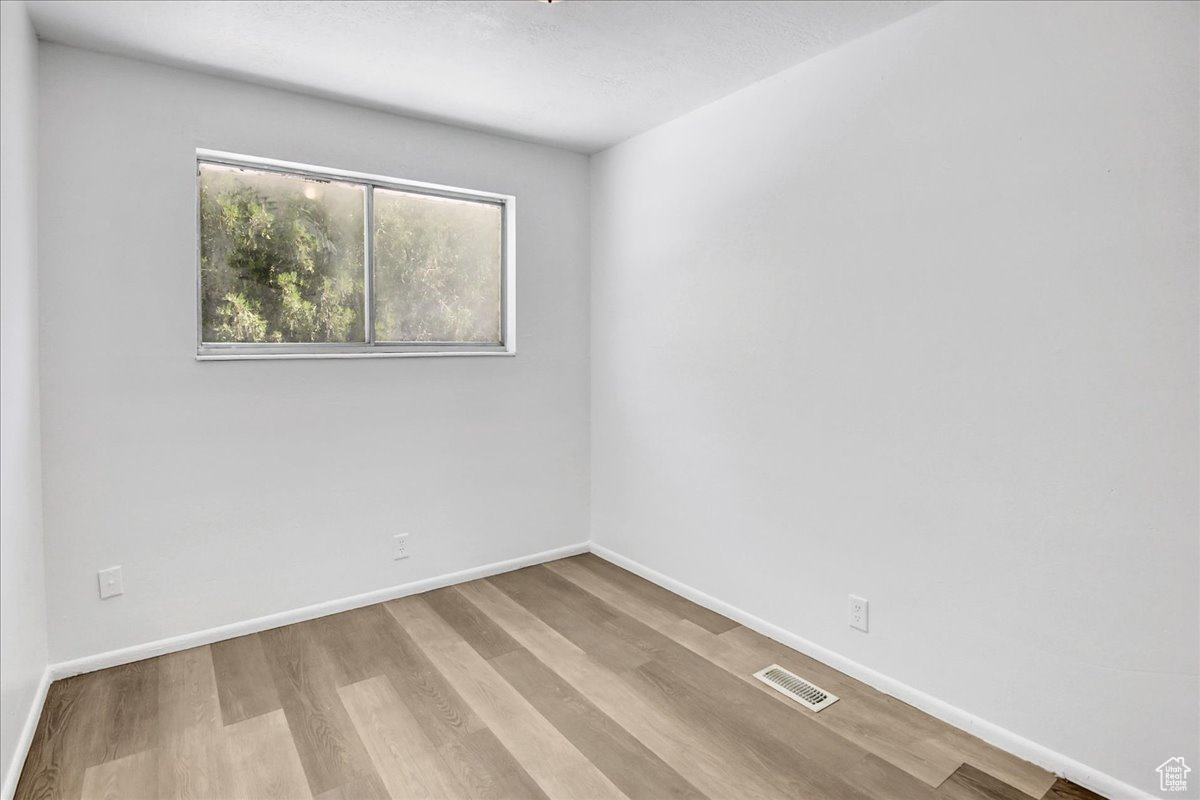 West Valley City, Utah, 84119, United States, 6 Bedrooms Bedrooms, ,Residential,For Sale,1957182