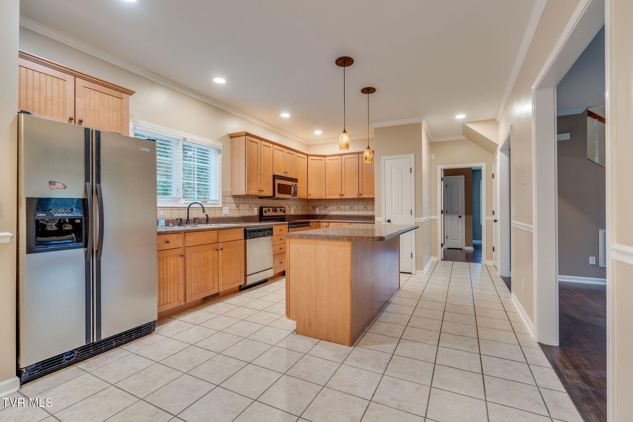 Gray, Tennessee, 37615, United States, 3 Bedrooms Bedrooms, ,4 BathroomsBathrooms,Residential,For Sale,1978151