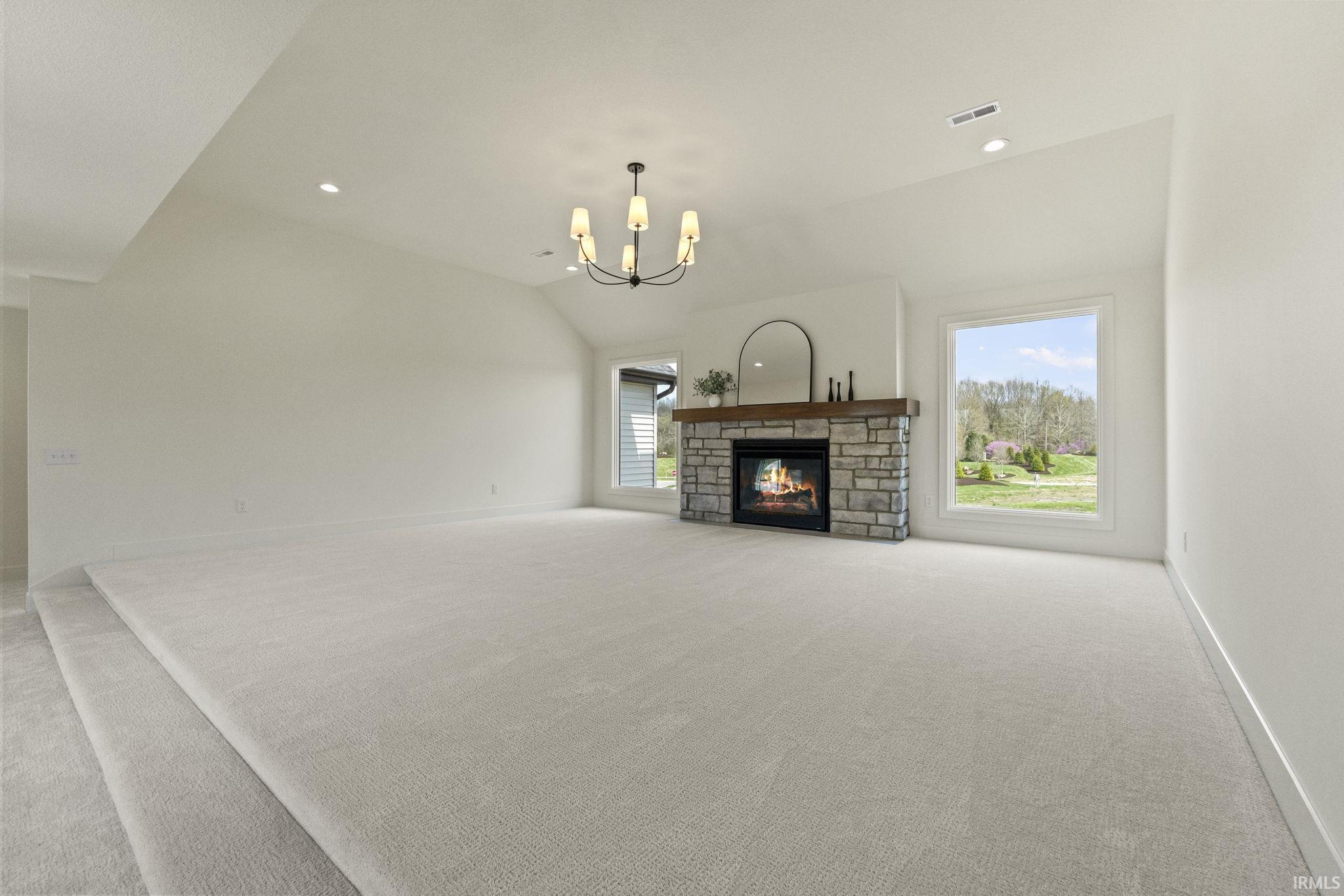 Huntertown, Indiana, 46748, United States, 4 Bedrooms Bedrooms, ,4 BathroomsBathrooms,Residential,For Sale,2005493