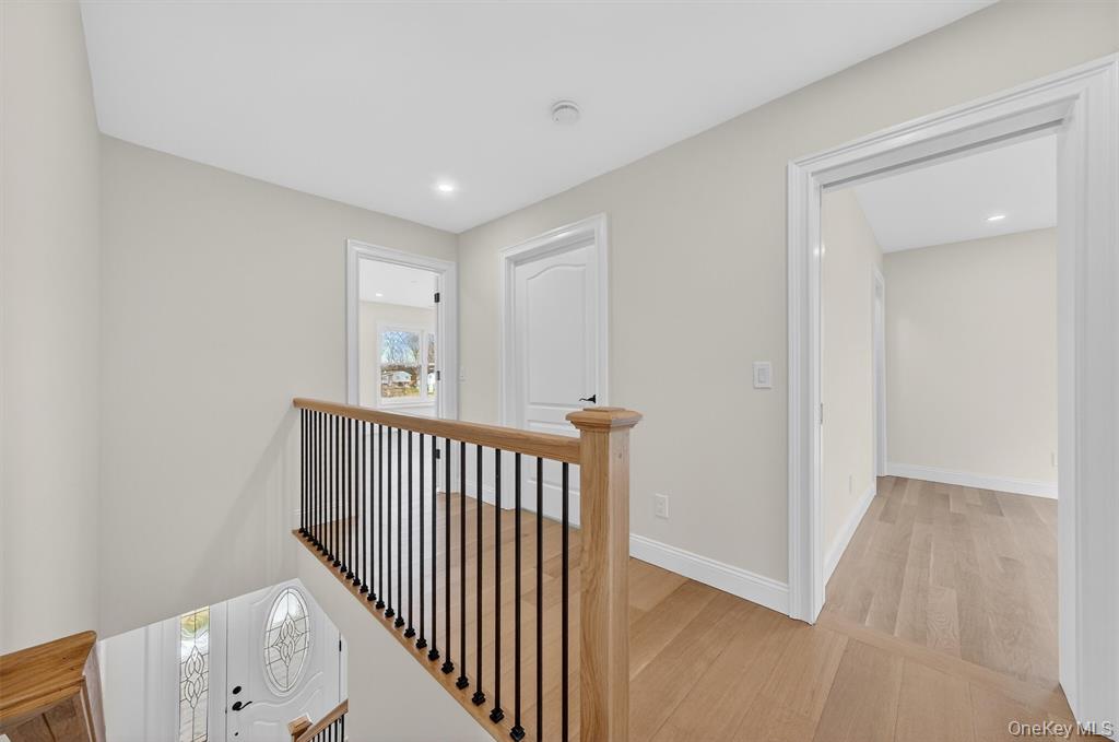 Hopewell Junction, New York, 12533, United States, 2 Bedrooms Bedrooms, ,4 BathroomsBathrooms,Residential,For Sale,2006388