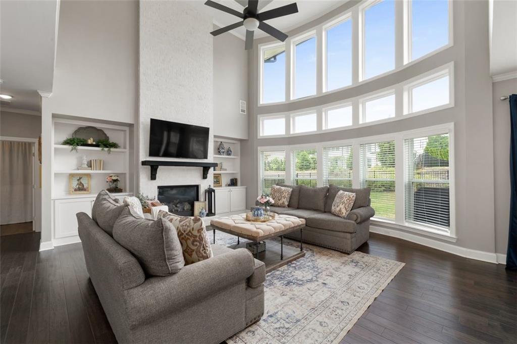 Cumming, Georgia, 30028, United States, 5 Bedrooms Bedrooms, ,4 BathroomsBathrooms,Residential,For Sale,1828216