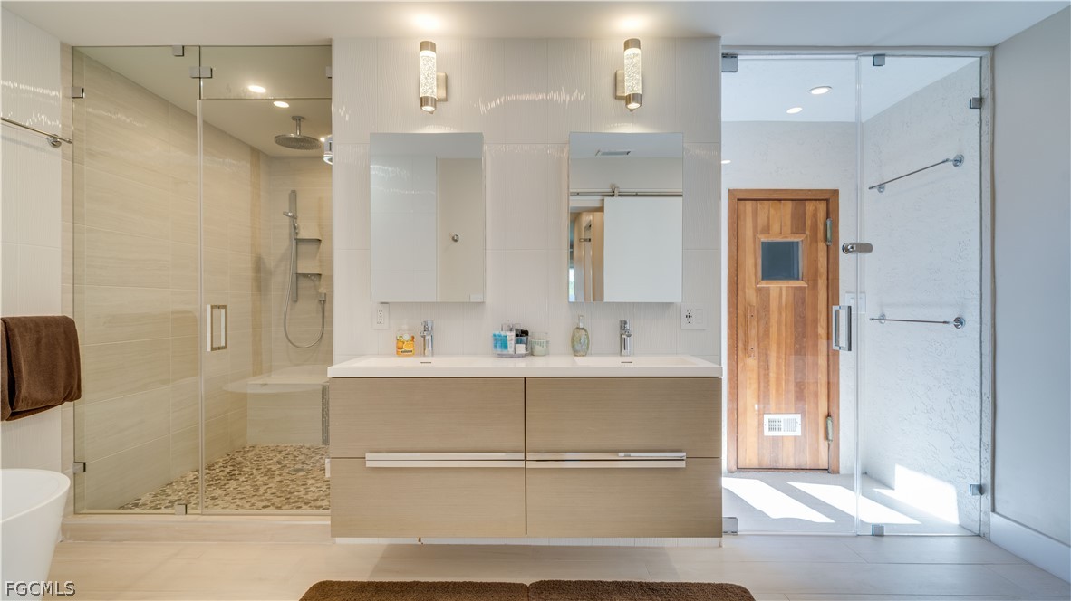 Cape Coral, Florida, 33904, United States, 3 Bedrooms Bedrooms, ,3 BathroomsBathrooms,Residential,For Sale,2020228