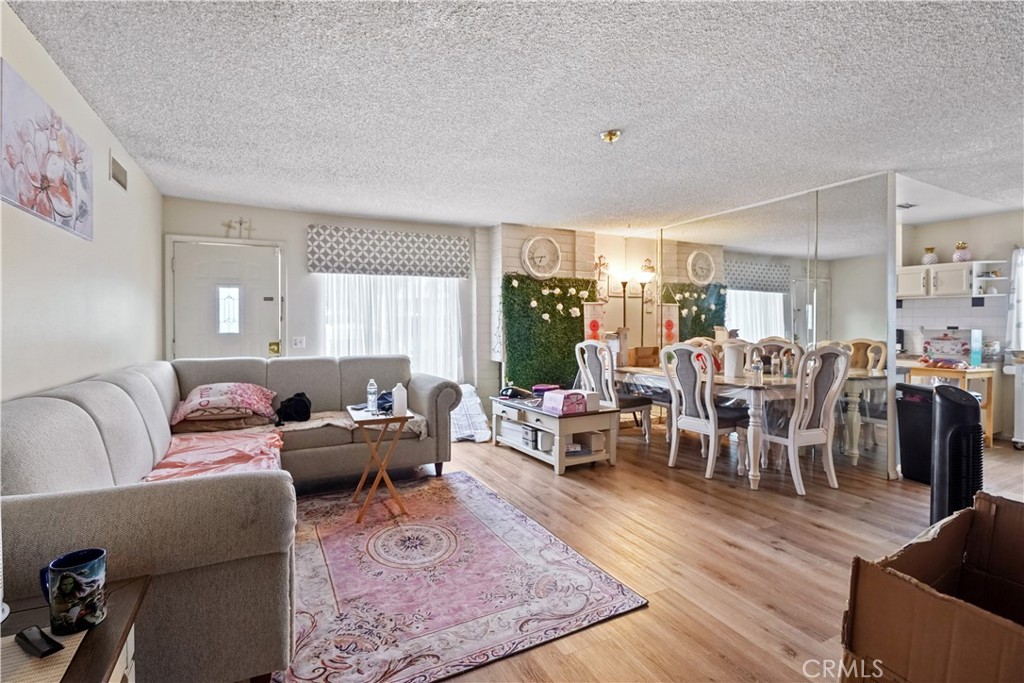 West Hills, California, 91307, United States, ,Residential,For Sale,1999055