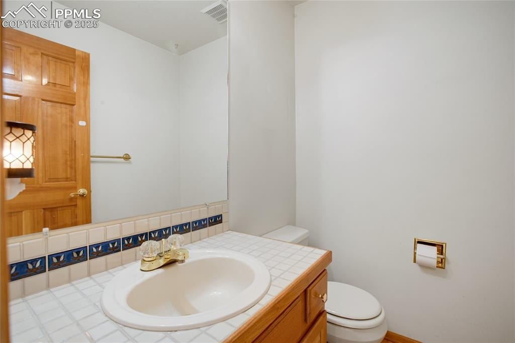 Monument, Colorado, 80132, United States, 4 Bedrooms Bedrooms, ,4 BathroomsBathrooms,Residential,For Sale,1828275