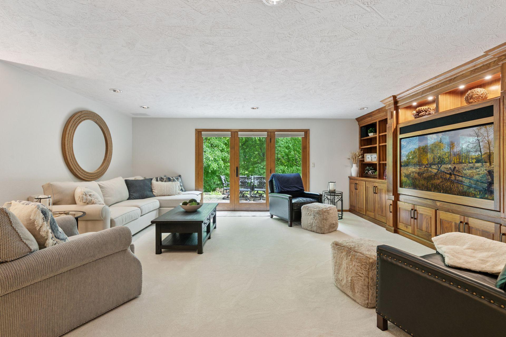 Chanhassen, Minnesota, 55318, United States, 5 Bedrooms Bedrooms, ,2 BathroomsBathrooms,Residential,For Sale,1847378