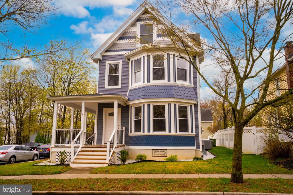 Hightstown, New Jersey, 08520, United States, 7 Bedrooms Bedrooms, ,5 BathroomsBathrooms,Residential,For Sale,1938166