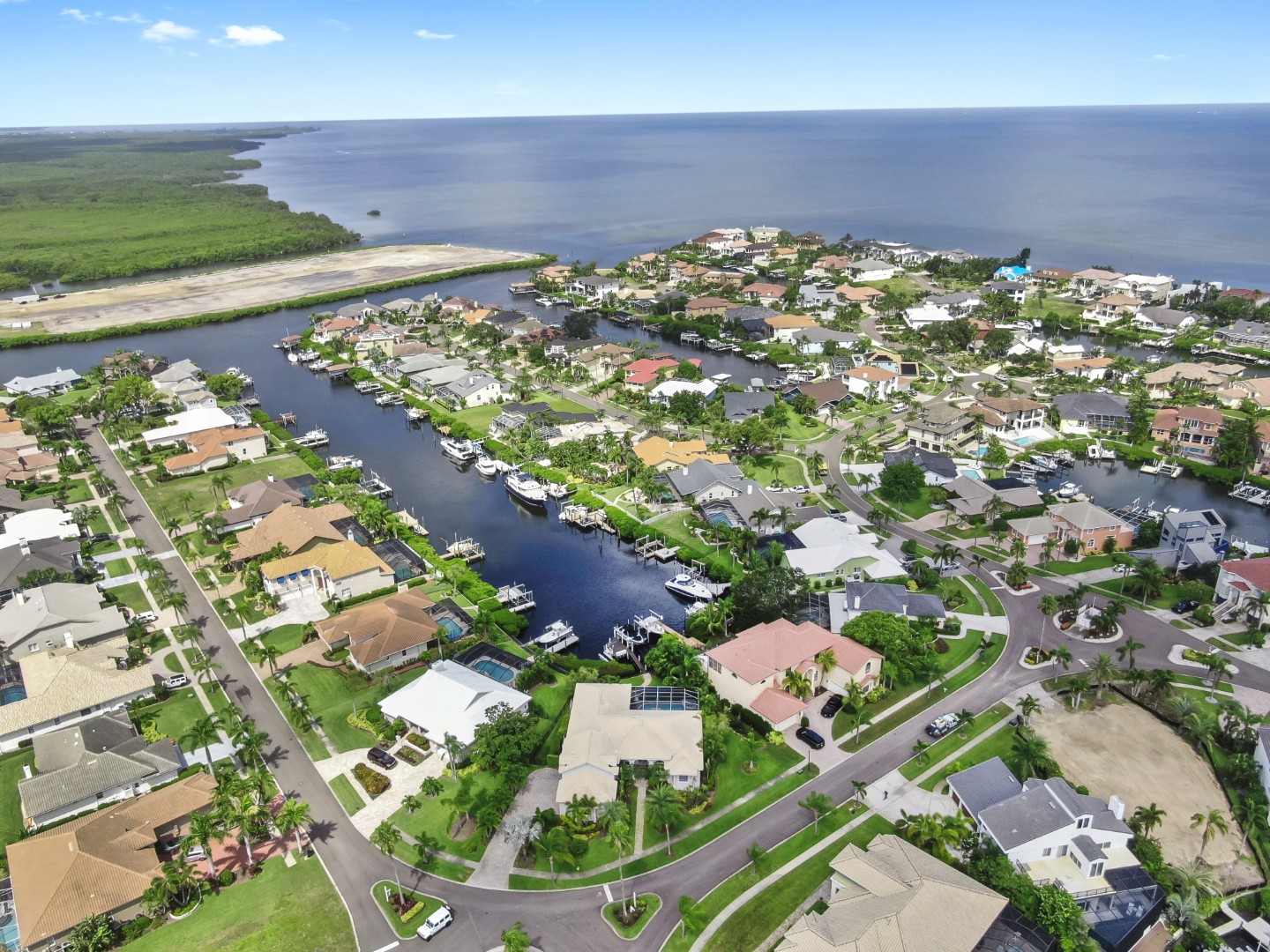 Apollo Beach, Florida, 33572, United States, 4 Bedrooms Bedrooms, ,3 BathroomsBathrooms,Residential,For Sale,1895059