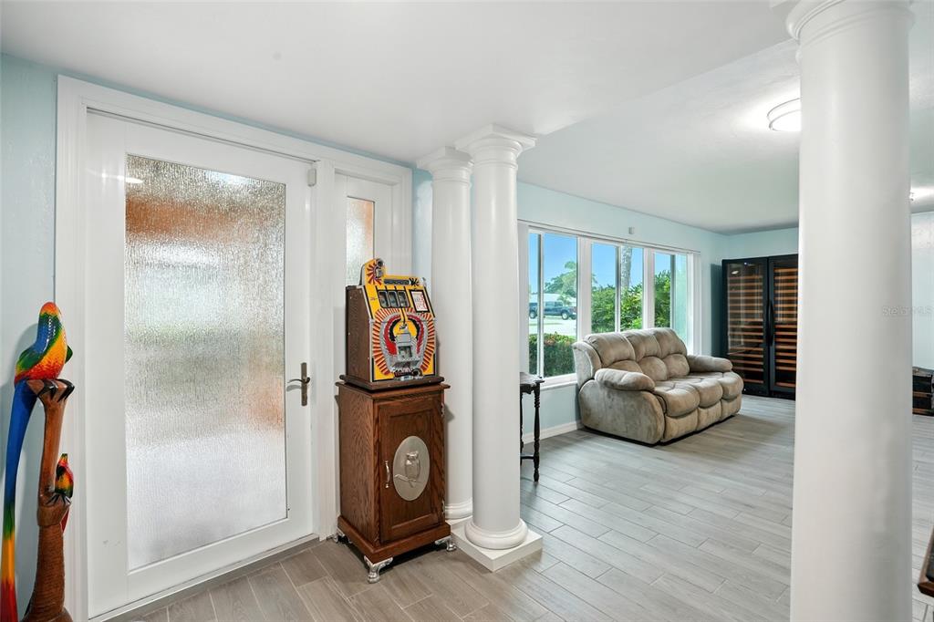 North Fort Myers, Florida, 33903, United States, 3 Bedrooms Bedrooms, ,2 BathroomsBathrooms,Residential,For Sale,1998346