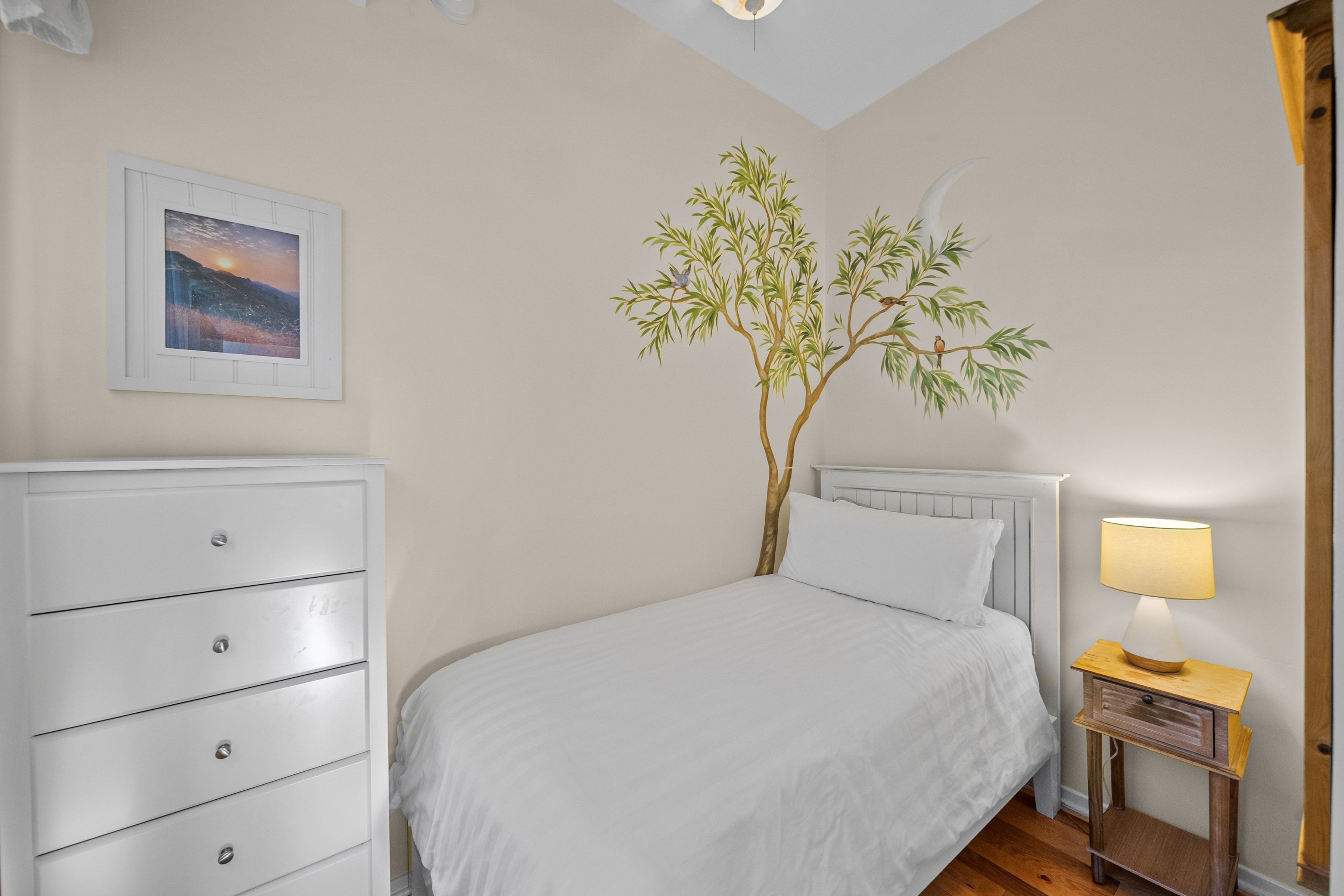  2025 Mckain Street - 物件實景