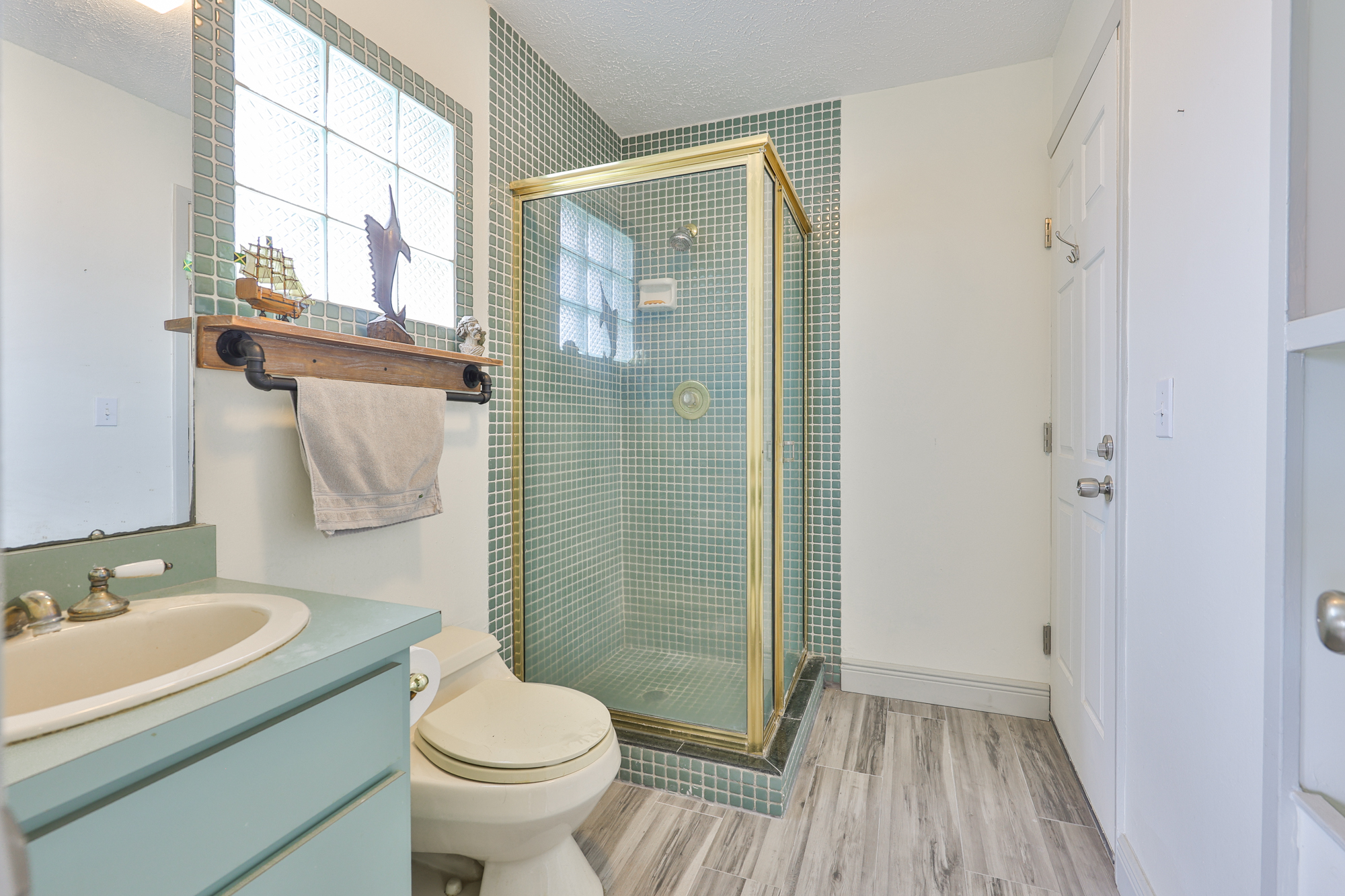 Apollo Beach, Florida, 33572, United States, 4 Bedrooms Bedrooms, ,3 BathroomsBathrooms,Residential,For Sale,1976005