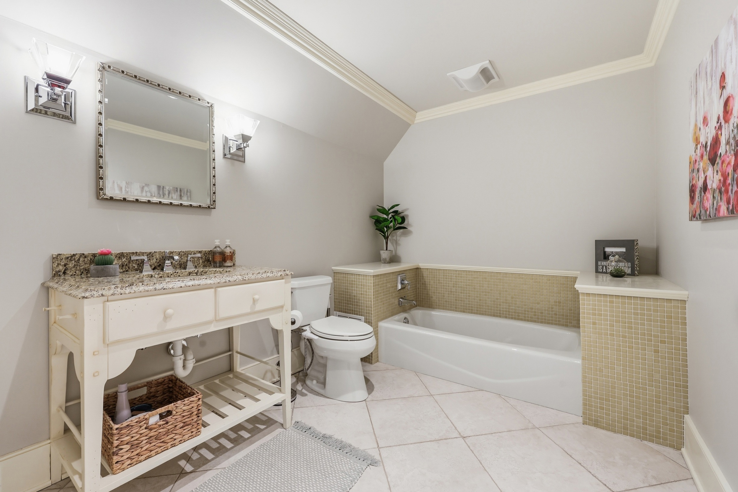  4848 Chelmsbury Lane - 物件實景