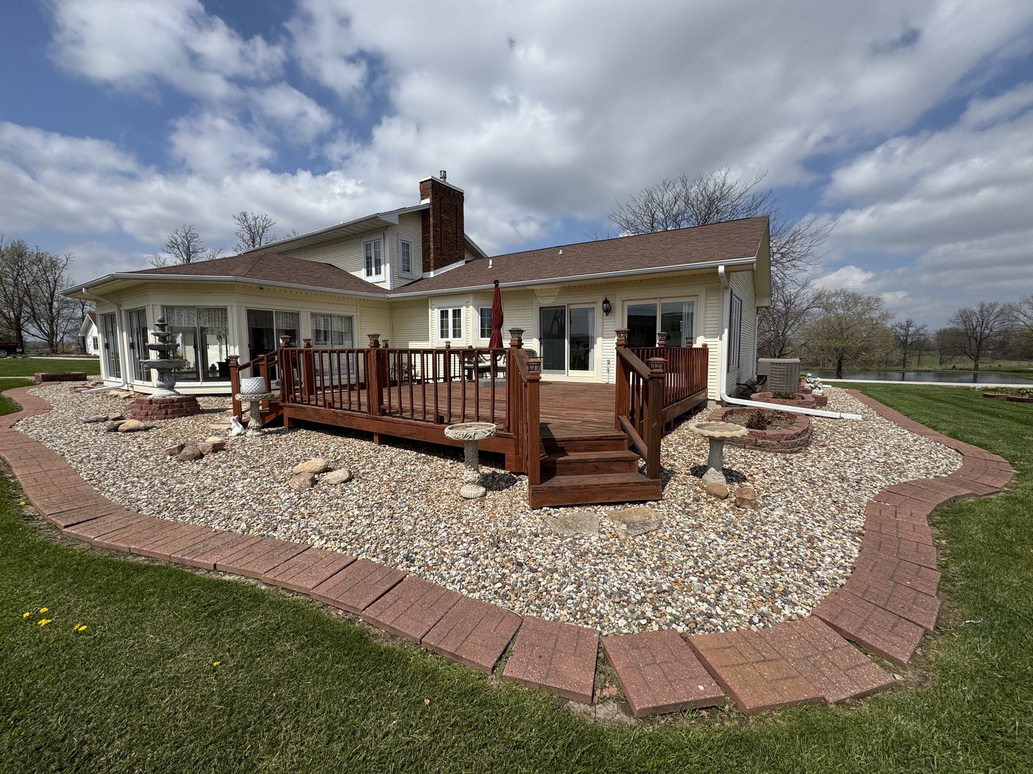 Kirksville, Missouri, 63501, United States, 3 Bedrooms Bedrooms, ,2 BathroomsBathrooms,Residential,For Sale,1873252