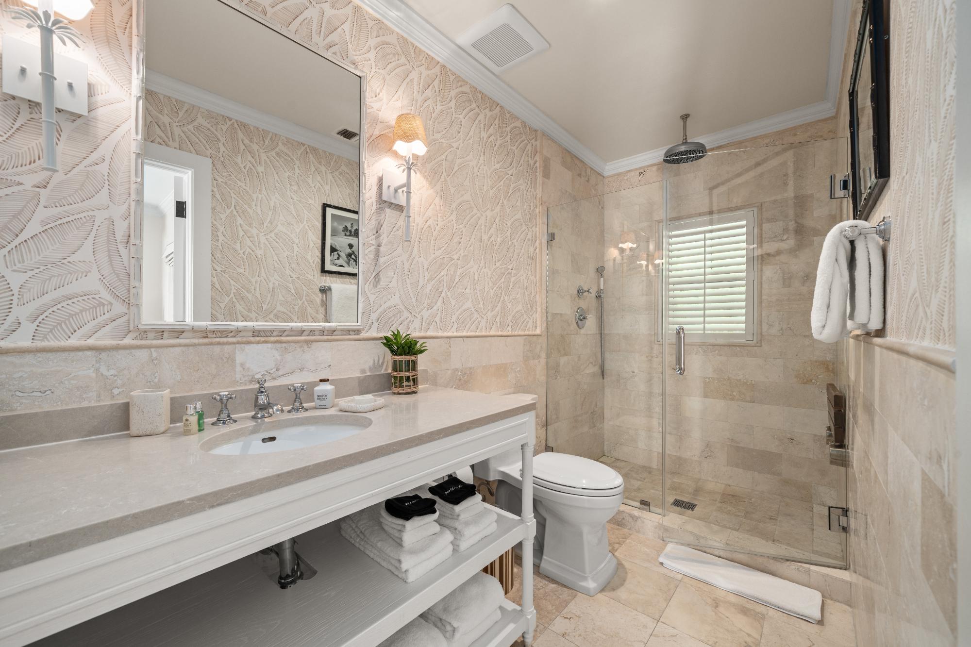 Triana Shores, Harbour Island, Harbour Island, BS, 4 Bedrooms Bedrooms, ,5 BathroomsBathrooms,Residential,For Sale,1950049