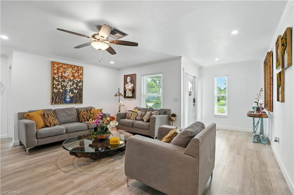 Naples, Florida, 34105, United States, 3 Bedrooms Bedrooms, ,2 BathroomsBathrooms,Residential,For Sale,1898311