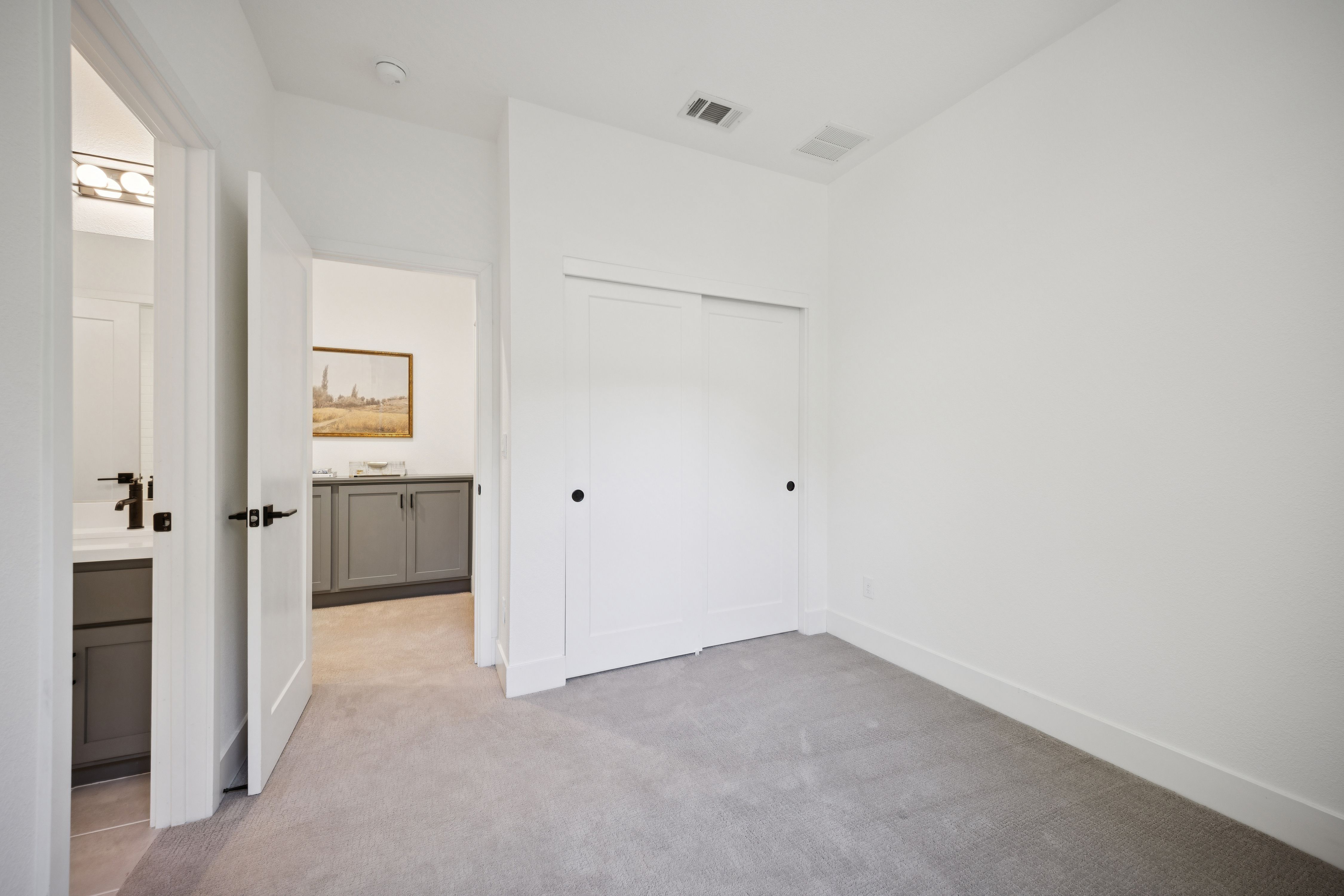  Move-in Ready Luxury Townhome - 物件實景