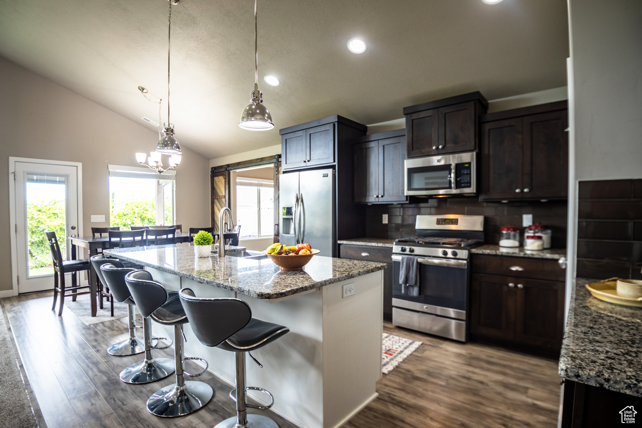 West Haven, Utah, 84401, United States, 2 Bedrooms Bedrooms, ,2 BathroomsBathrooms,Residential,For Sale,1804720