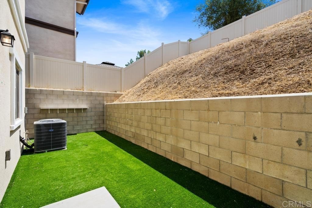 El Cajon, California, 92020, United States, 3 Bedrooms Bedrooms, ,3 BathroomsBathrooms,Residential,For Sale,1932515