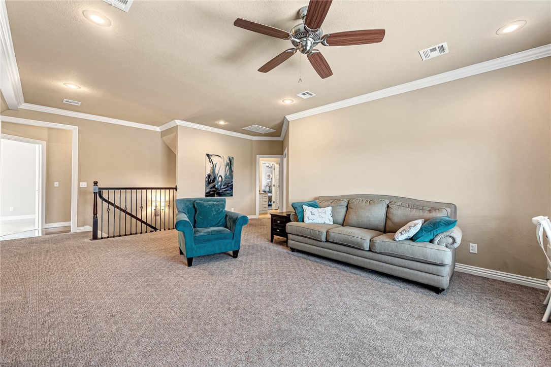 Centerton, Arkansas, 72719, United States, 5 Bedrooms Bedrooms, ,5 BathroomsBathrooms,Residential,For Sale,1992149