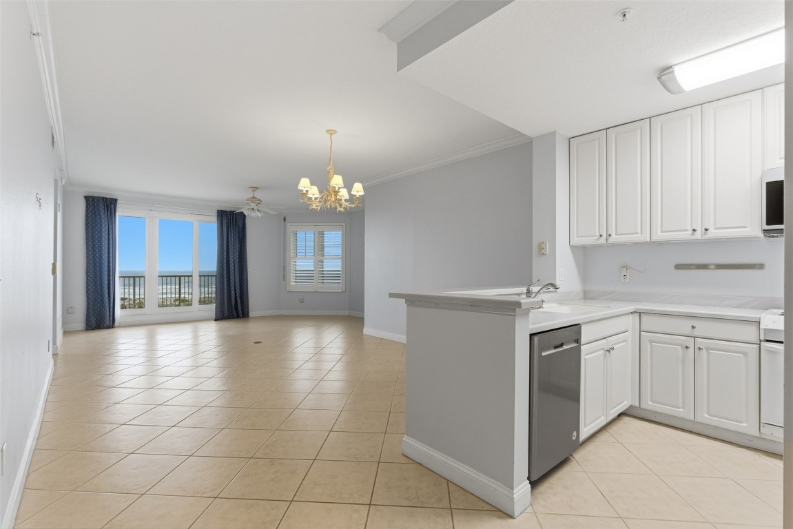 Fernandina Beach, Florida, 32034, United States, 2 Bedrooms Bedrooms, ,2 BathroomsBathrooms,Residential,For Sale,2000330