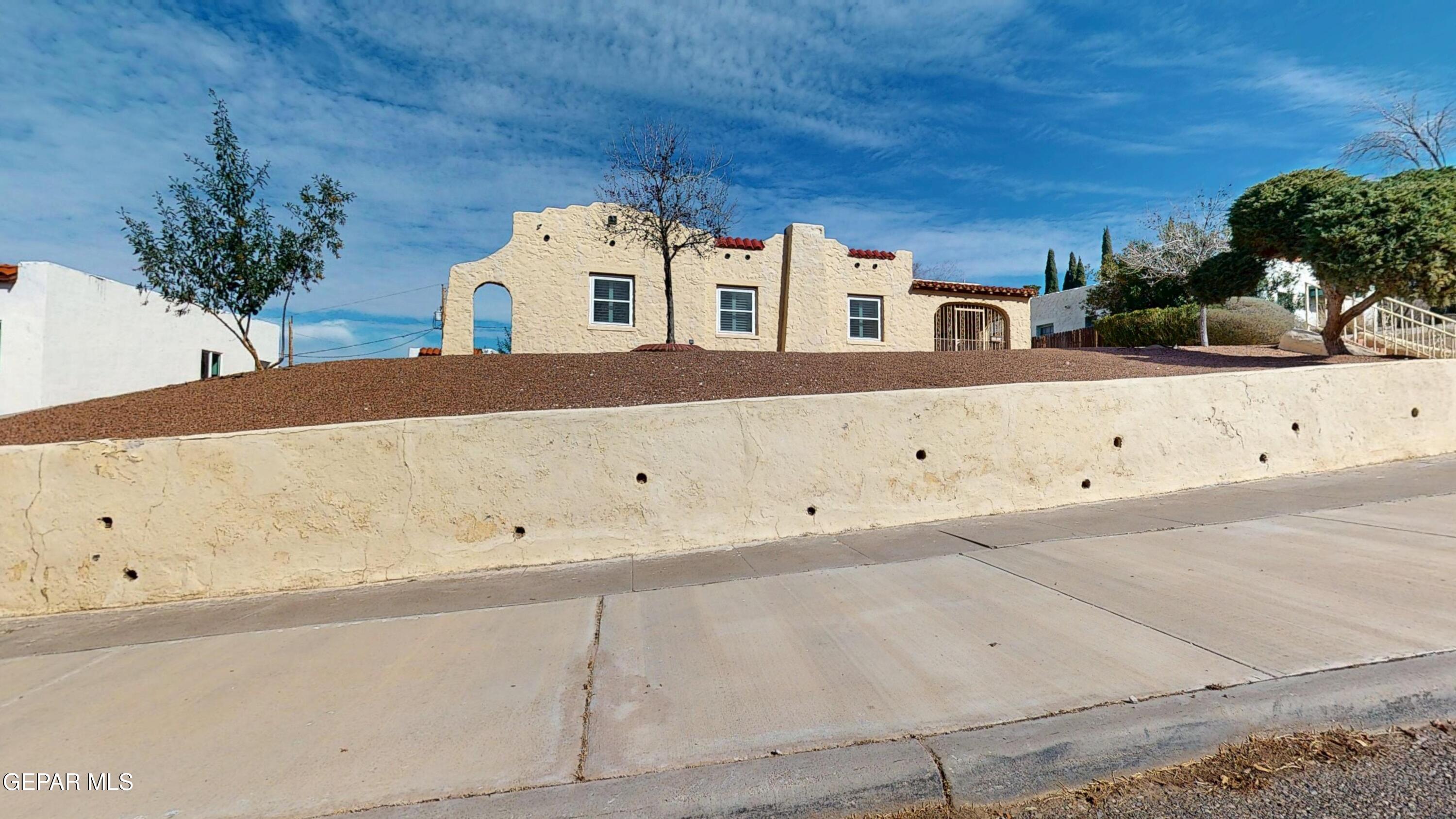 Kern Dr, El Paso, TX 79902 #1