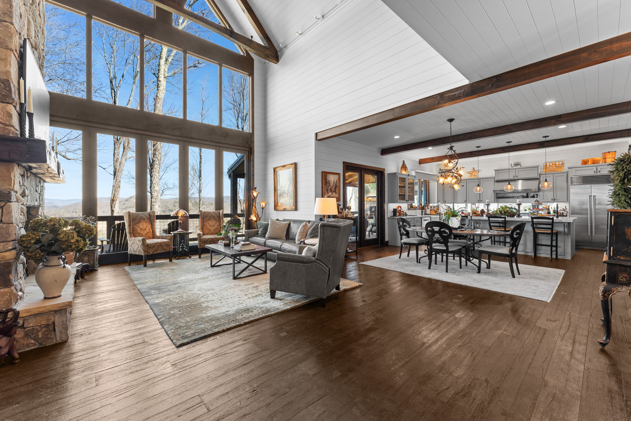  345 Center Ridge Road - 物件實景