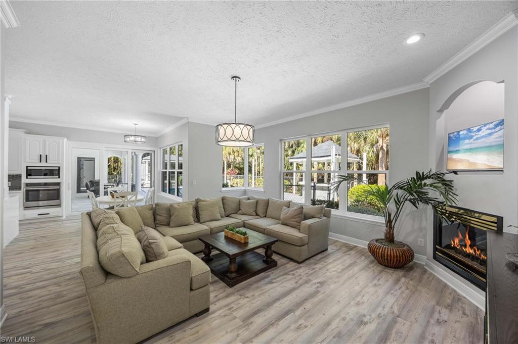 Naples, Florida, 34119, United States, 6 Bedrooms Bedrooms, ,6 BathroomsBathrooms,Residential,For Sale,1997094