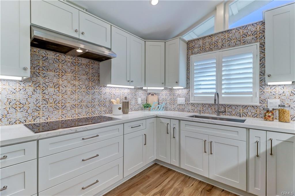 Laguna Woods, California, CA, United States, 2 Bedrooms Bedrooms, ,Residential,For Sale,2006488