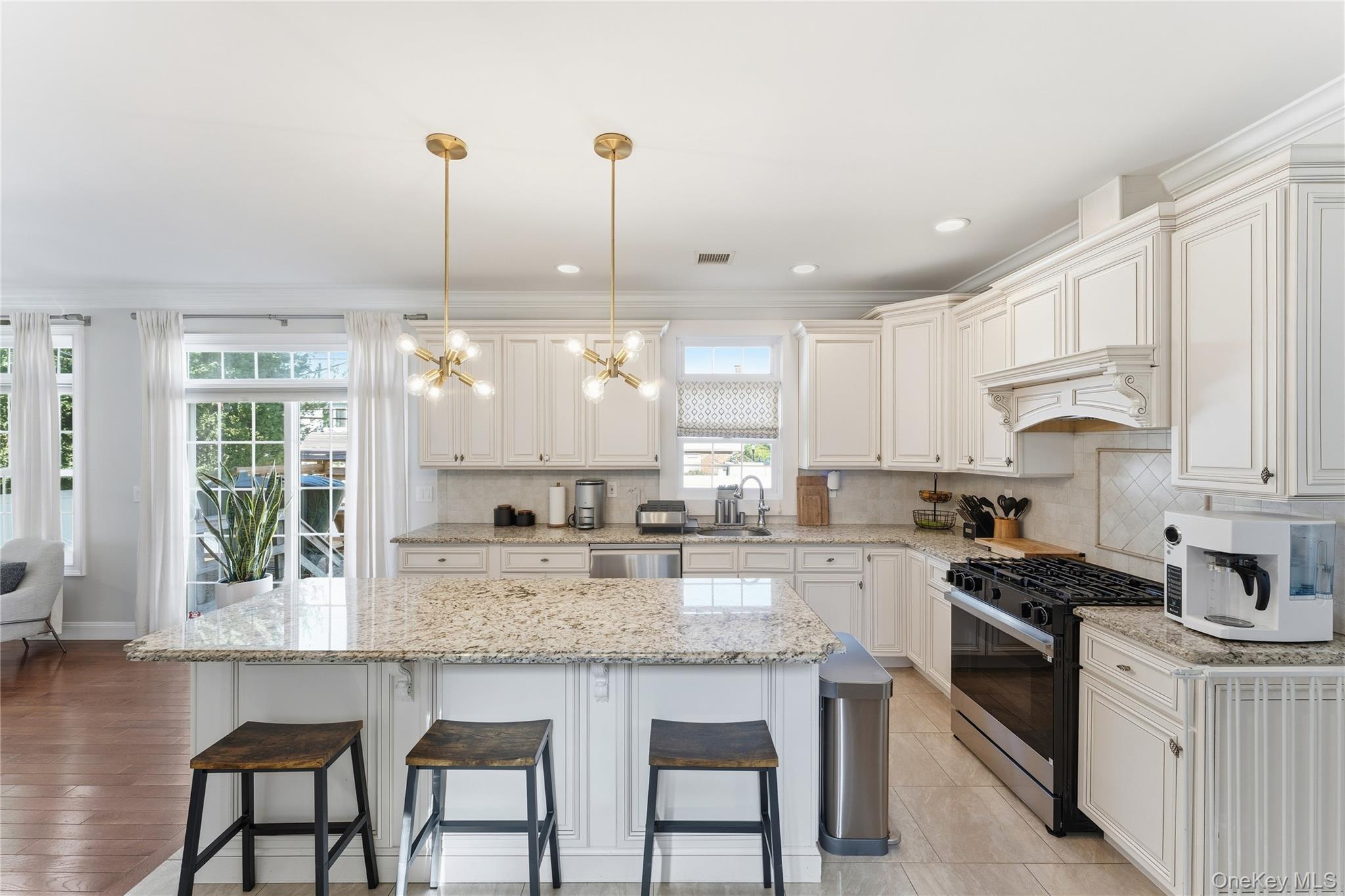 Oceanside, New York, 11572, United States, 4 Bedrooms Bedrooms, ,3 BathroomsBathrooms,Residential,For Sale,1987858