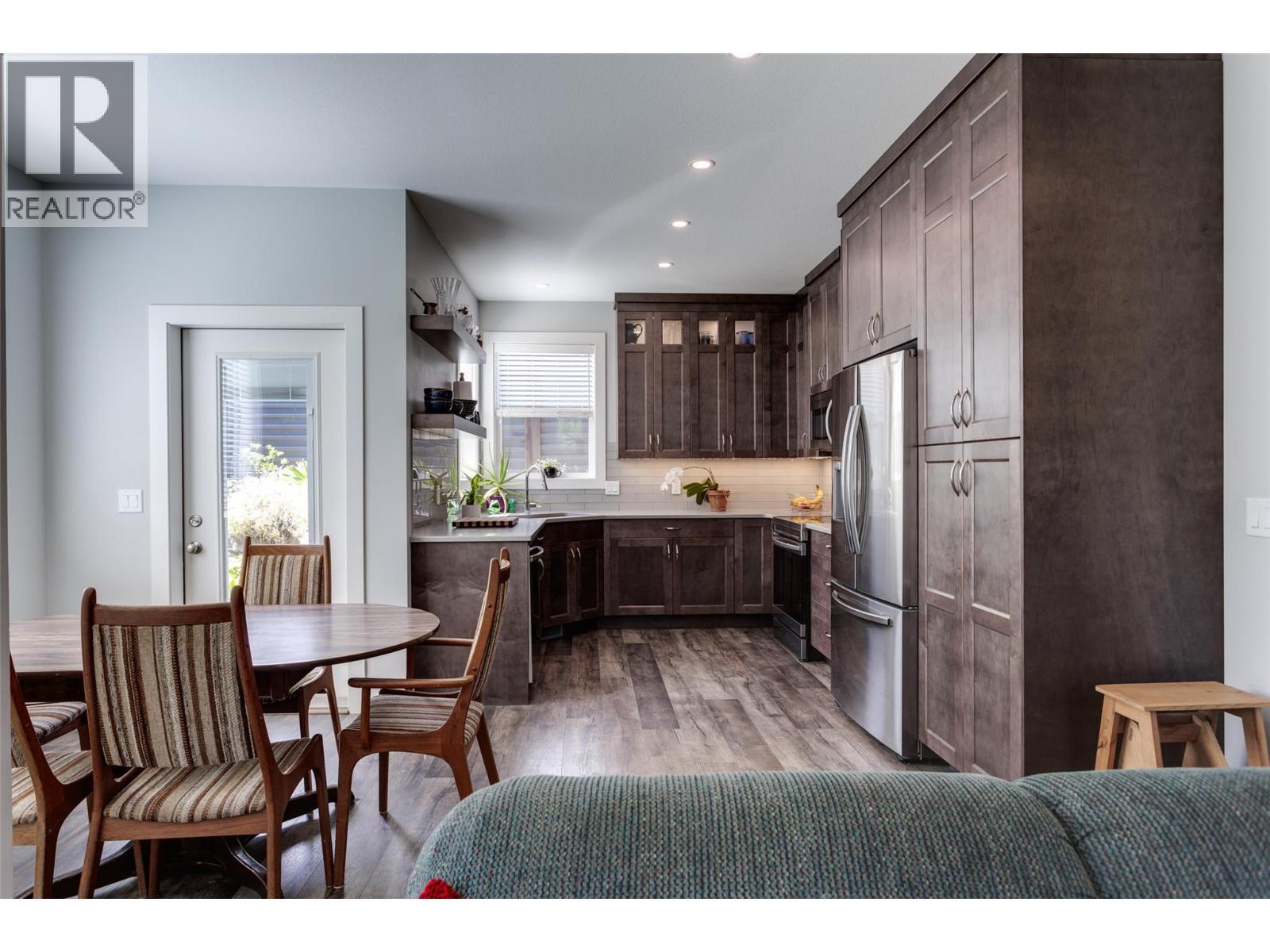 KELOWNA, British Columbia, V1V 1E2, CA, 4 Bedrooms Bedrooms, ,3 BathroomsBathrooms,Residential,For Sale,1961625