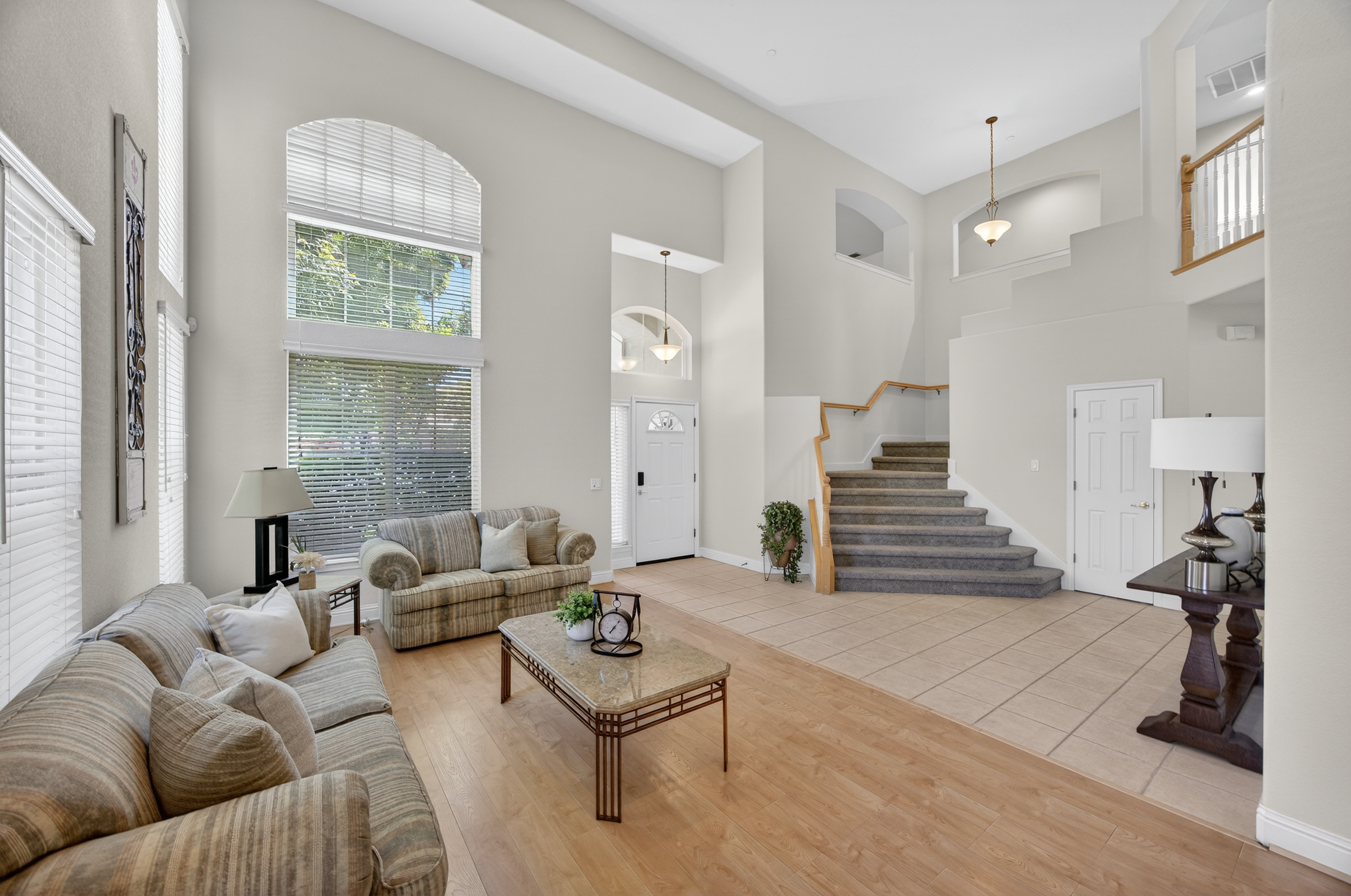  5500 Tierra Gardens Lane, Carmichael, CA 95608 - 物件實景