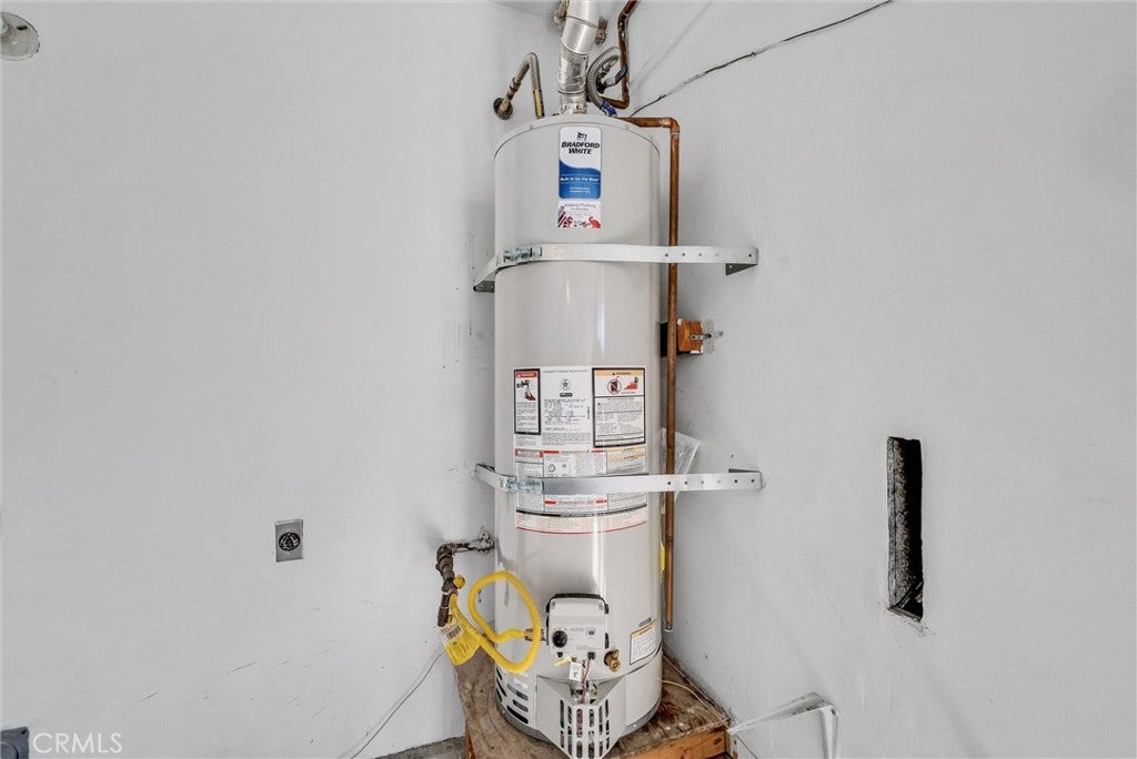 Cypress, California, 90630, United States, 1 Bedroom Bedrooms, ,1 BathroomBathrooms,Residential,For Sale,1950494