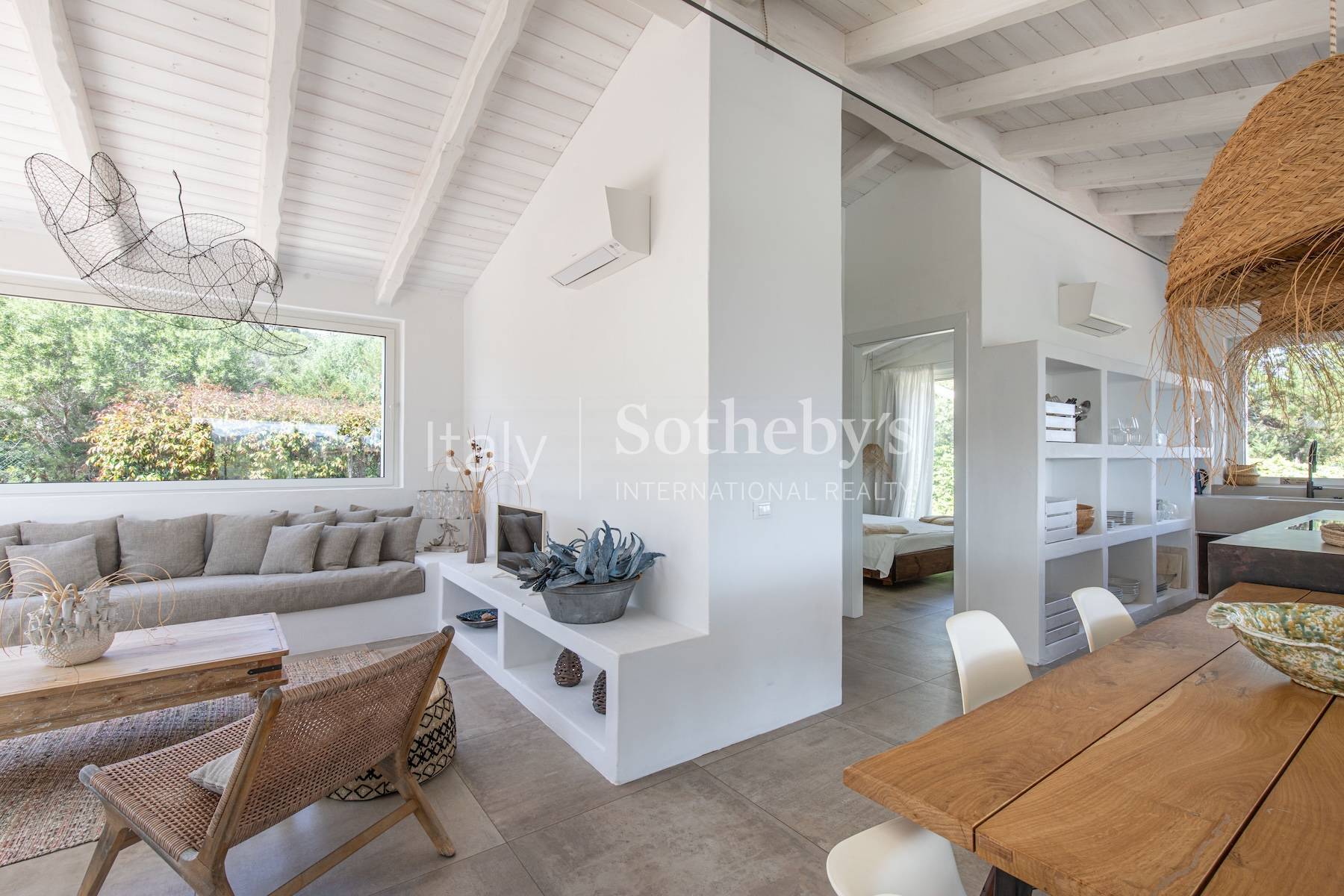  Modern beachfront villa with direct access to the sea and pool - 物件實景