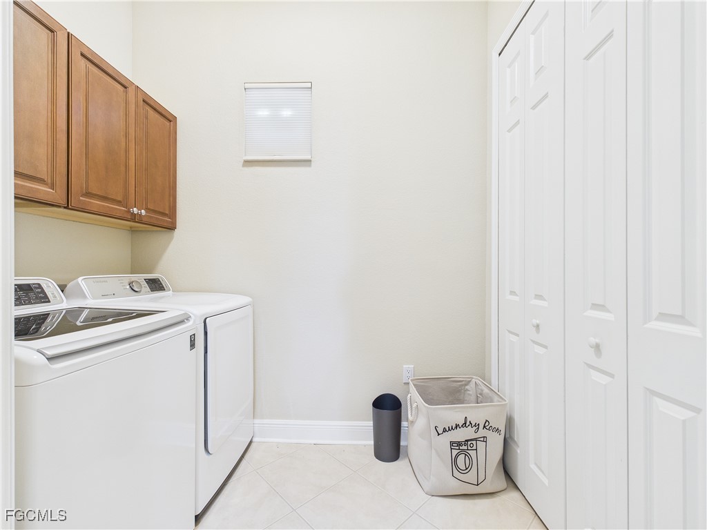 Cape Coral, Florida, 33991, United States, 3 Bedrooms Bedrooms, ,3 BathroomsBathrooms,Residential,For Sale,2006009