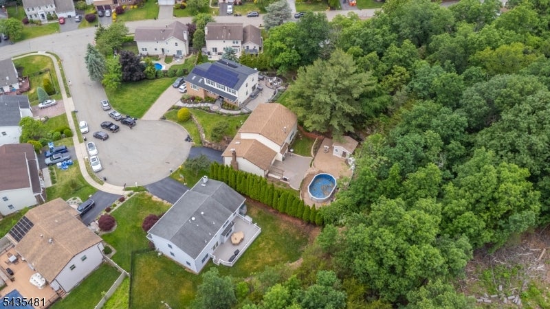 Wayne Twp., New Jersey, 07470, United States, 4 Bedrooms Bedrooms, ,3 BathroomsBathrooms,Residential,For Sale,2049437