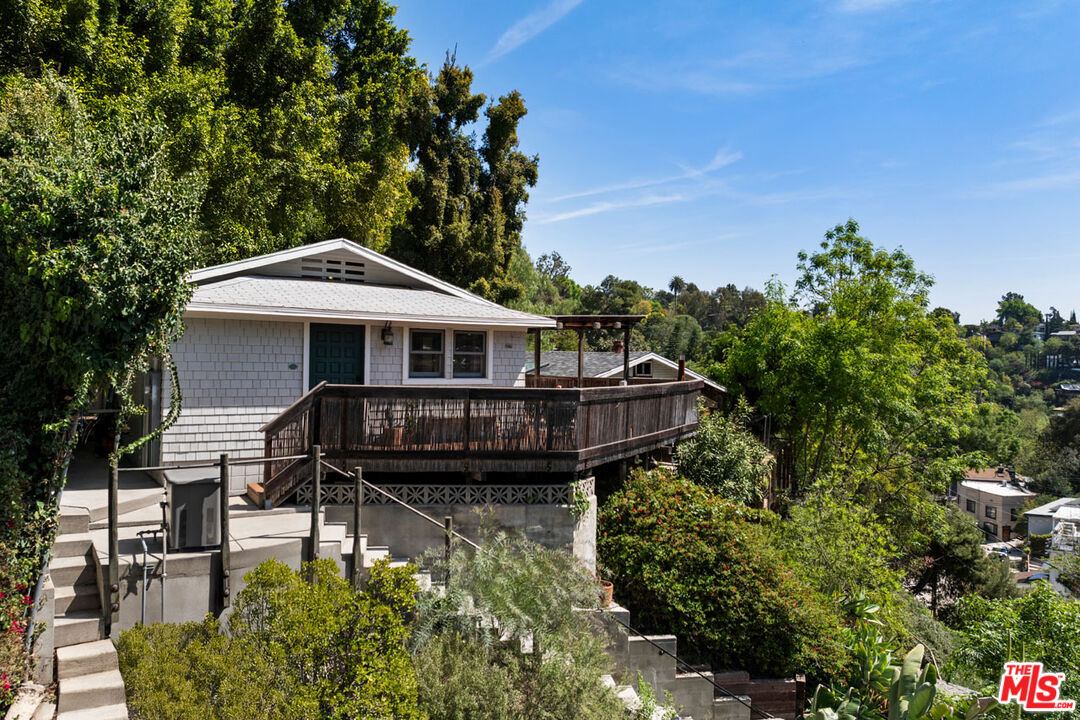 Los Angeles, California, 90065, United States, 1 Bedroom Bedrooms, ,1 BathroomBathrooms,Residential,For Sale,1898467