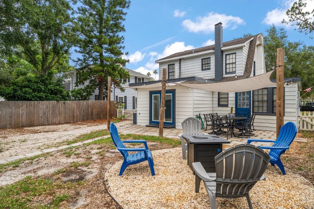 Clearwater, Florida, 33755, United States, 4 Bedrooms Bedrooms, ,3 BathroomsBathrooms,Residential,For Sale,1848993