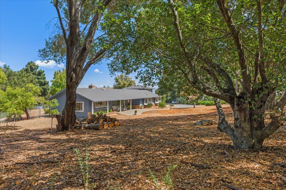 Los Gatos, California, 95030, United States, 4 Bedrooms Bedrooms, ,3 BathroomsBathrooms,Residential,For Sale,1941667