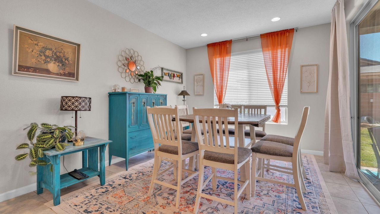 Albuquerque, New Mexico, 87106, United States, 5 Bedrooms Bedrooms, ,4 BathroomsBathrooms,Residential,For Sale,1907467