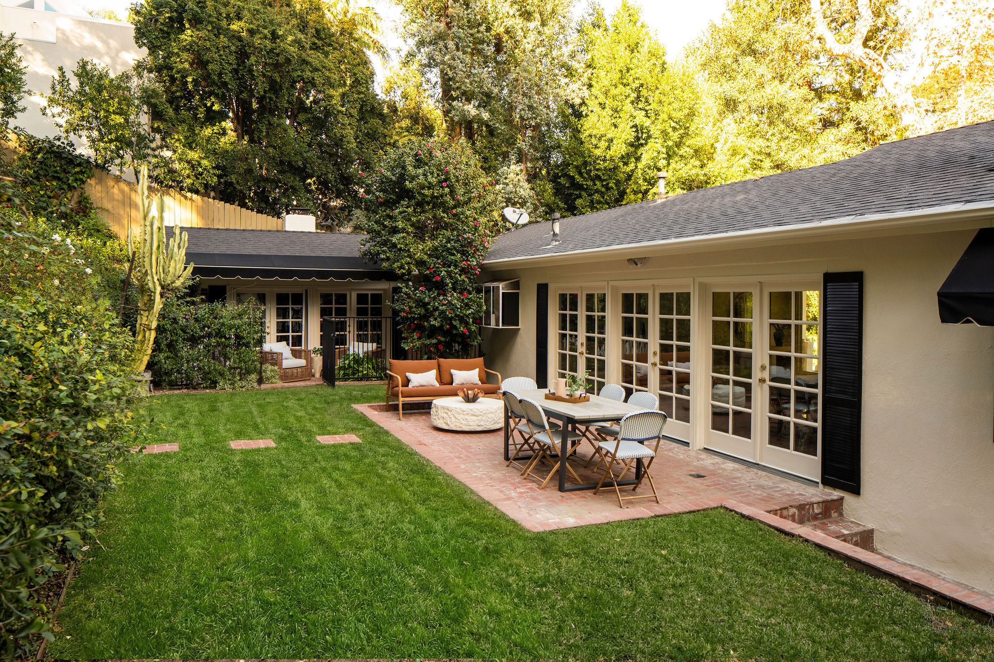  2533 Benedict Canyon Dr - 物件實景