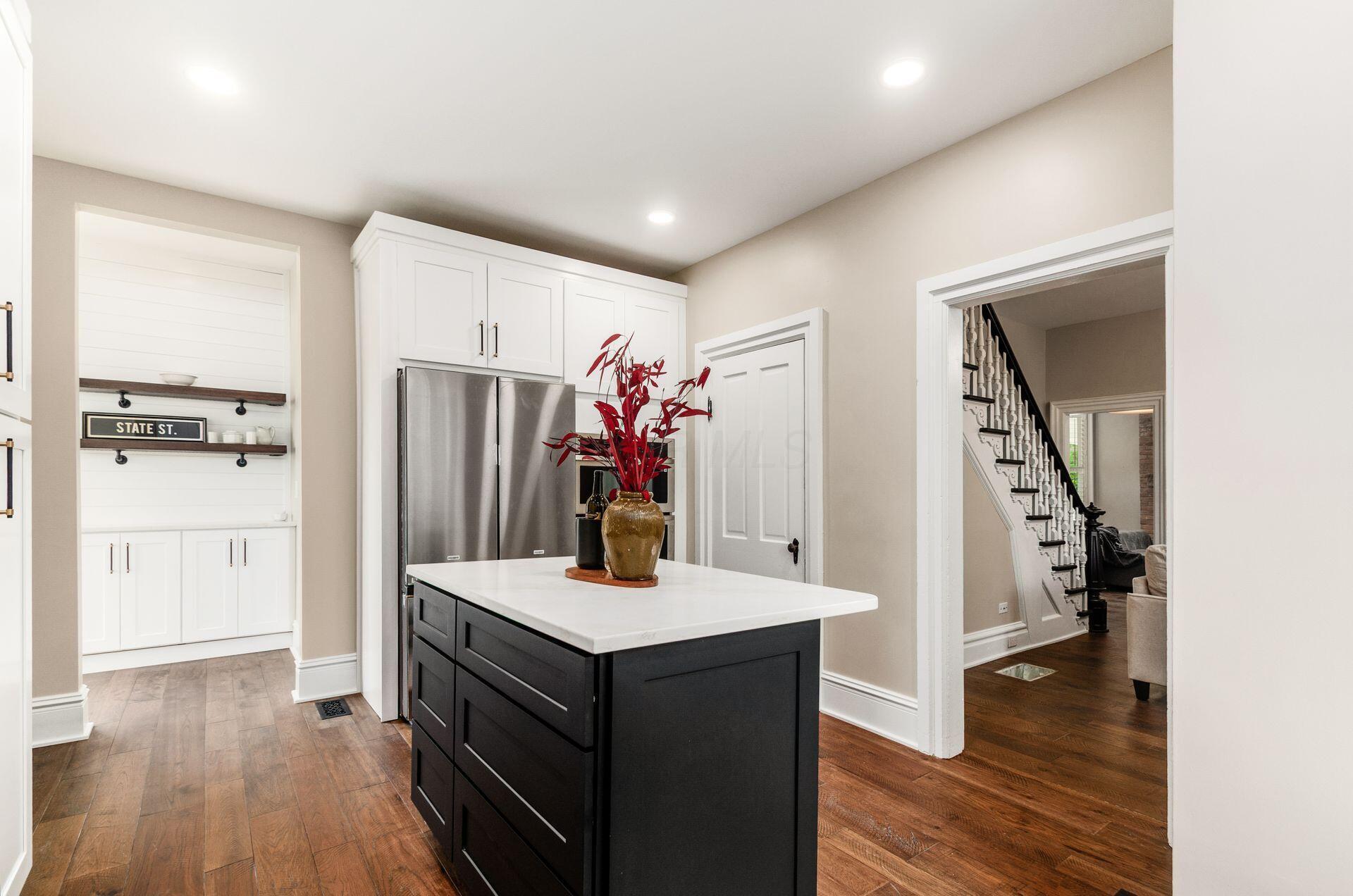 Westerville, Ohio, 43082, United States, 5 Bedrooms Bedrooms, ,3 BathroomsBathrooms,Residential,For Sale,1940651