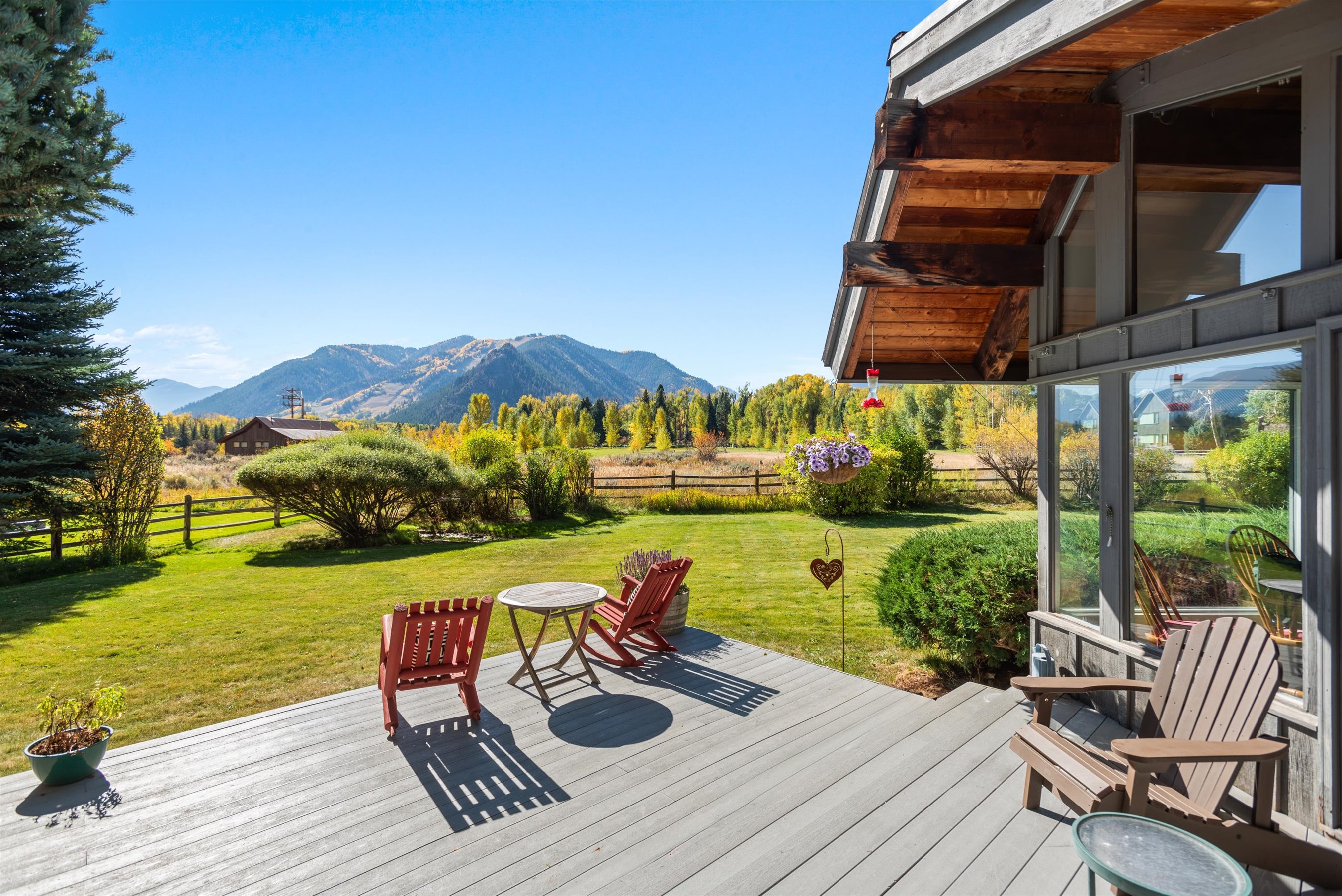  Views from Independence Pass to Buttermilk Mountain - 物件實景