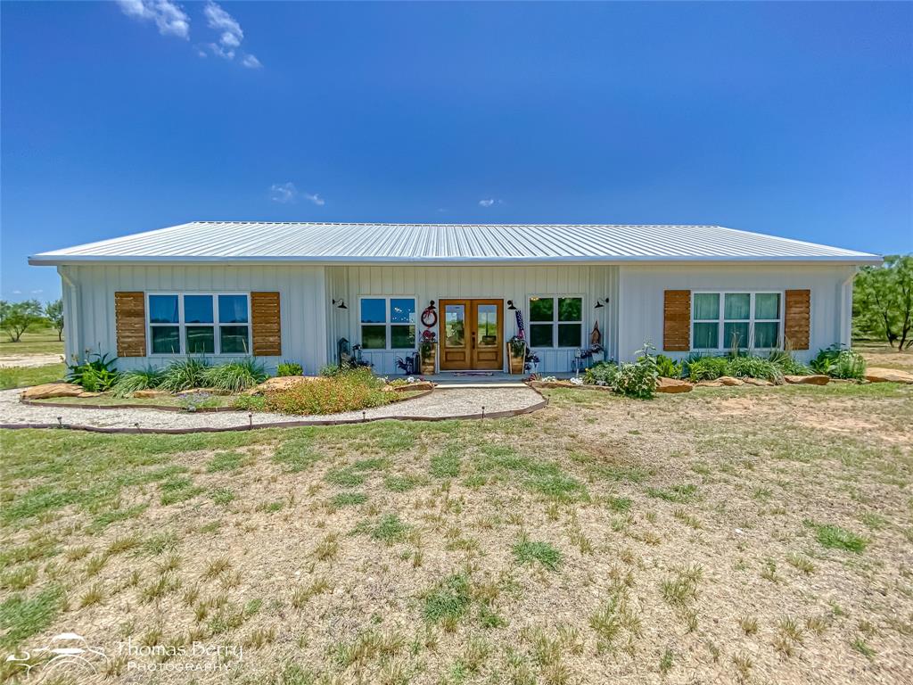Moran, Texas, 76464, United States, 3 Bedrooms Bedrooms, ,2 BathroomsBathrooms,Residential,For Sale,1857951