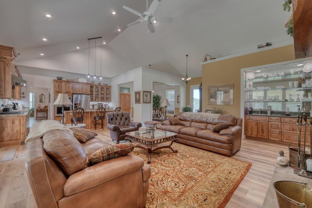 Hayesville, North Carolina, 29804, United States, 3 Bedrooms Bedrooms, ,3 BathroomsBathrooms,Residential,For Sale,1983718