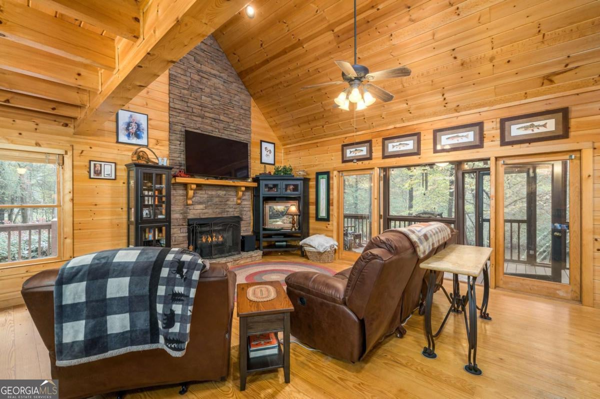 Ellijay, Georgia, 30540, United States, 3 Bedrooms Bedrooms, ,2 BathroomsBathrooms,Residential,For Sale,1972066