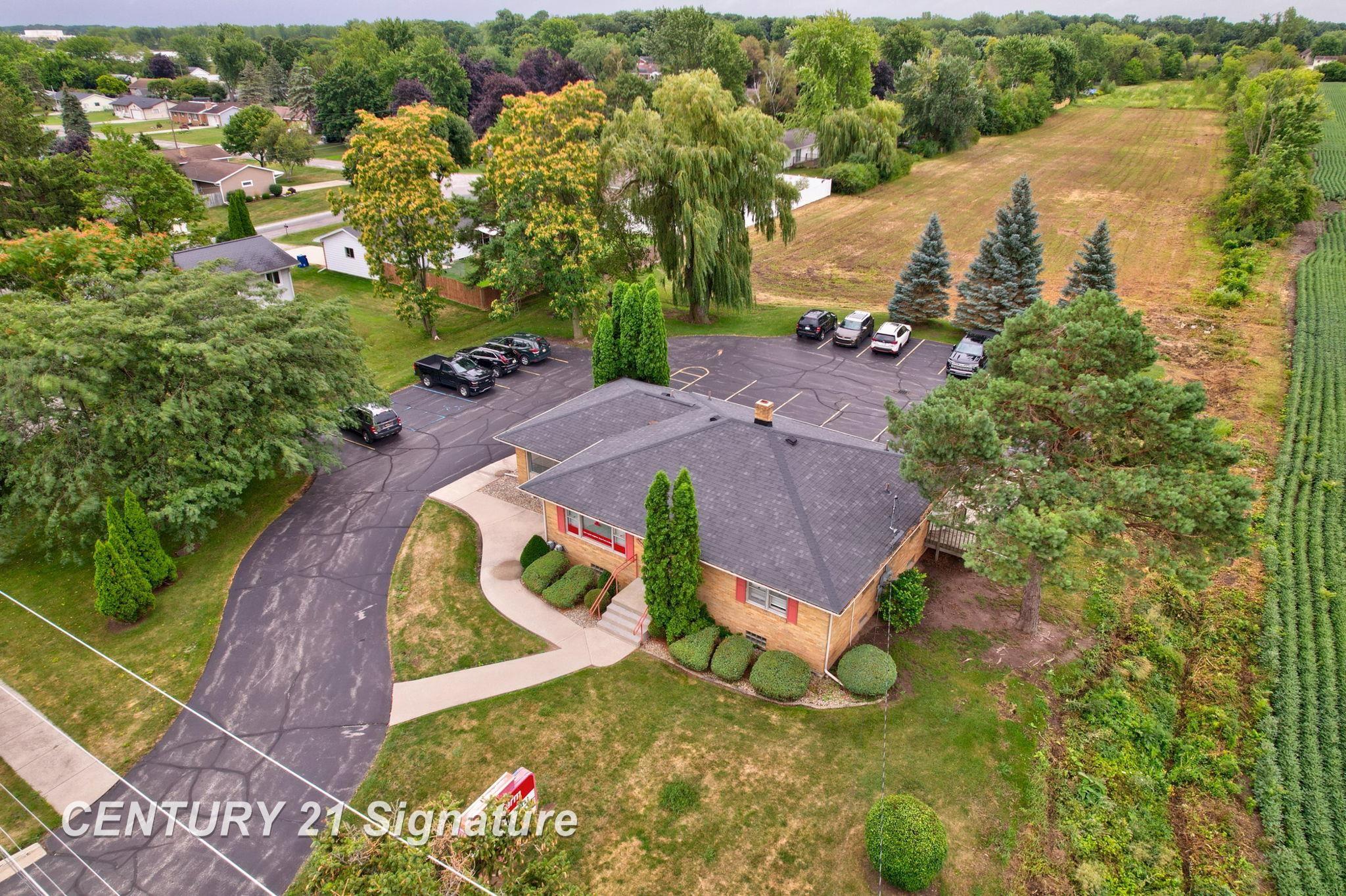 Saginaw, Michigan, 48604, United States, 4 Bedrooms Bedrooms, ,3 BathroomsBathrooms,Residential,For Sale,1980759