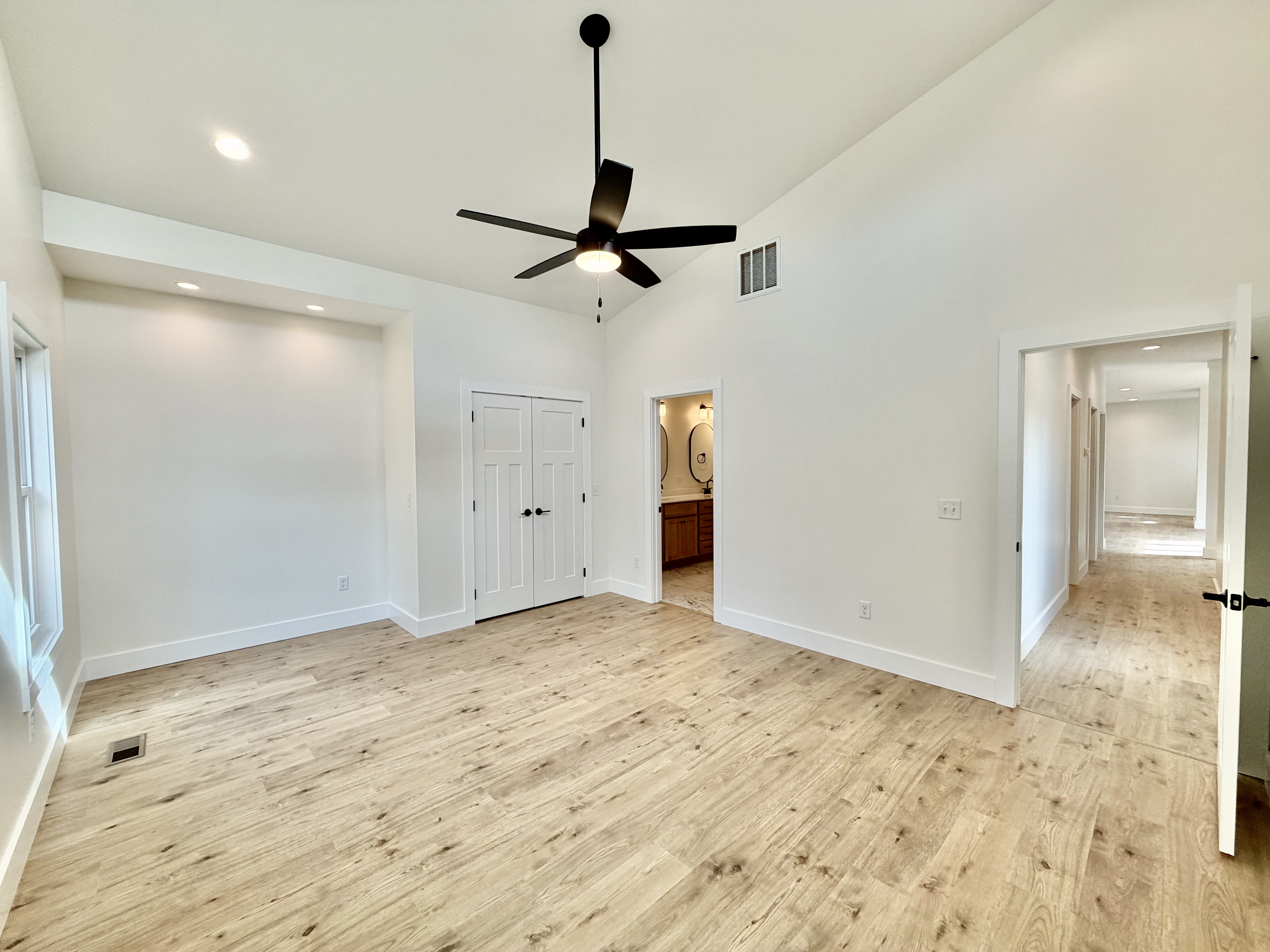 Mars Hill, North Carolina, 28754, United States, 3 Bedrooms Bedrooms, ,3 BathroomsBathrooms,Residential,For Sale,1984303