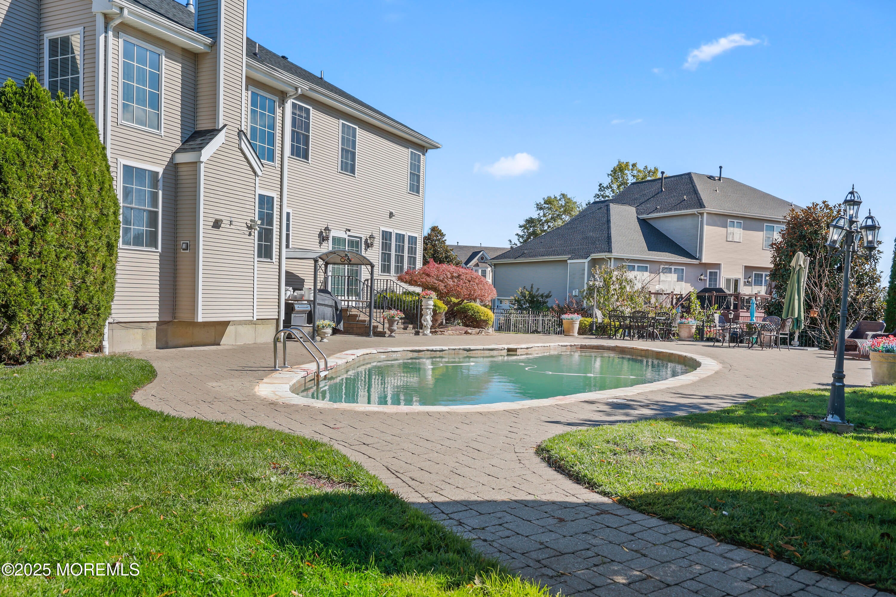 Freehold, New Jersey, 07728, United States, 5 Bedrooms Bedrooms, ,4 BathroomsBathrooms,Residential,For Sale,1983121