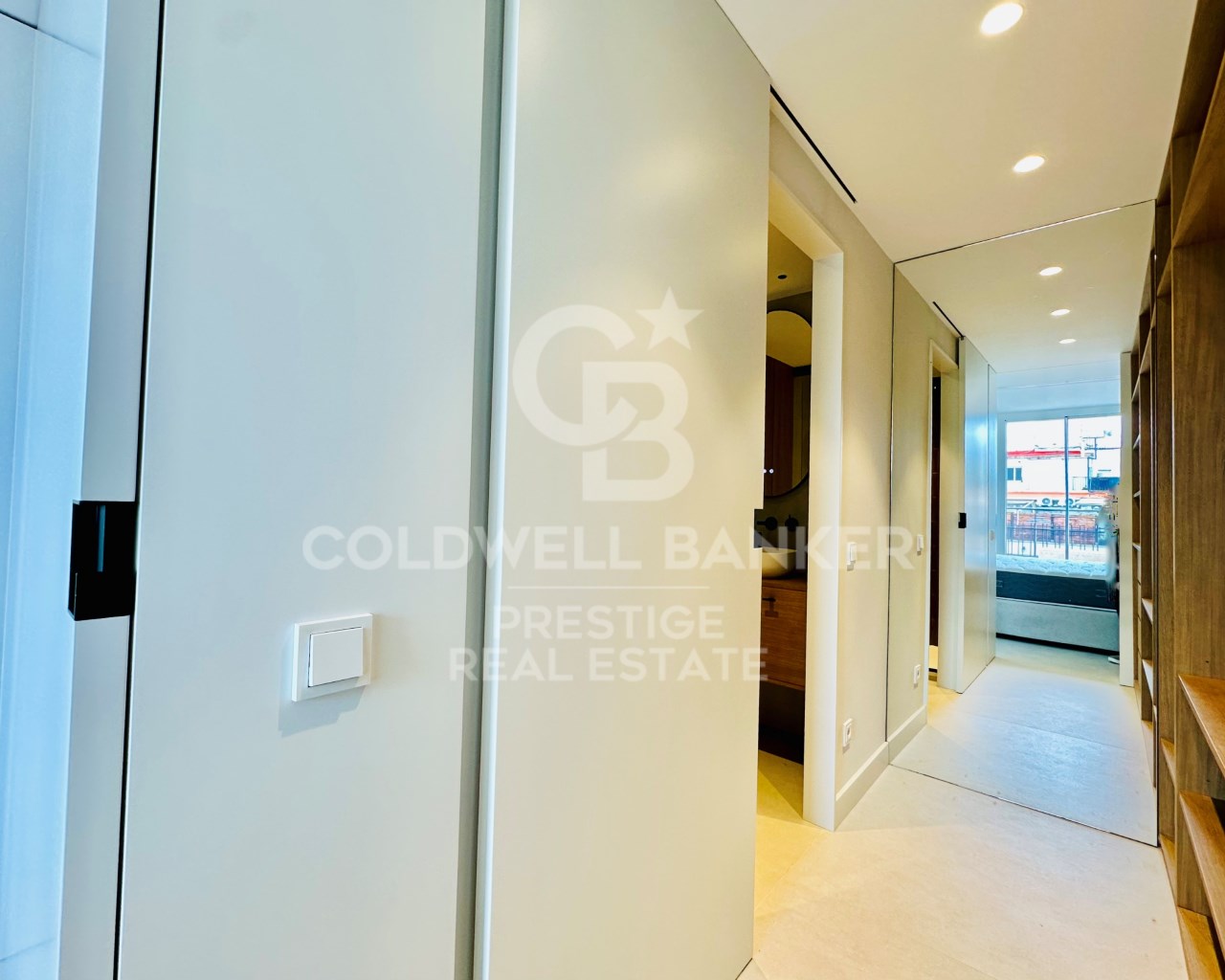 Barcelona, Catalonia, ES, 3 Bedrooms Bedrooms, ,2 BathroomsBathrooms,Residential,For Sale,1949795